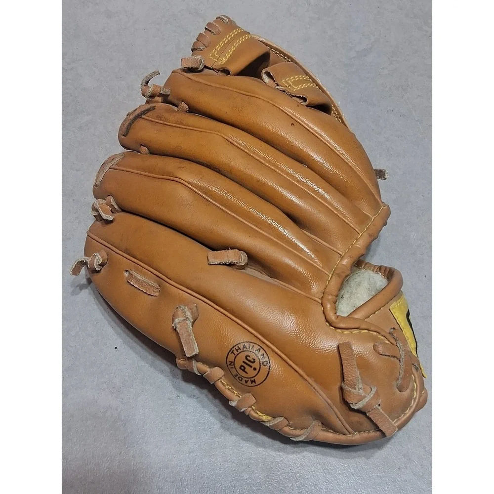 Franklin Field Master Series 4609 Youth Baseball Glove Size 9.5